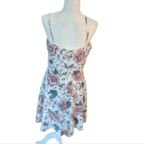LOFT Slip Dress white lined Floral Paisley Print A Line Slip Babydoll Dress Sz 6 - Picture 5 of 10